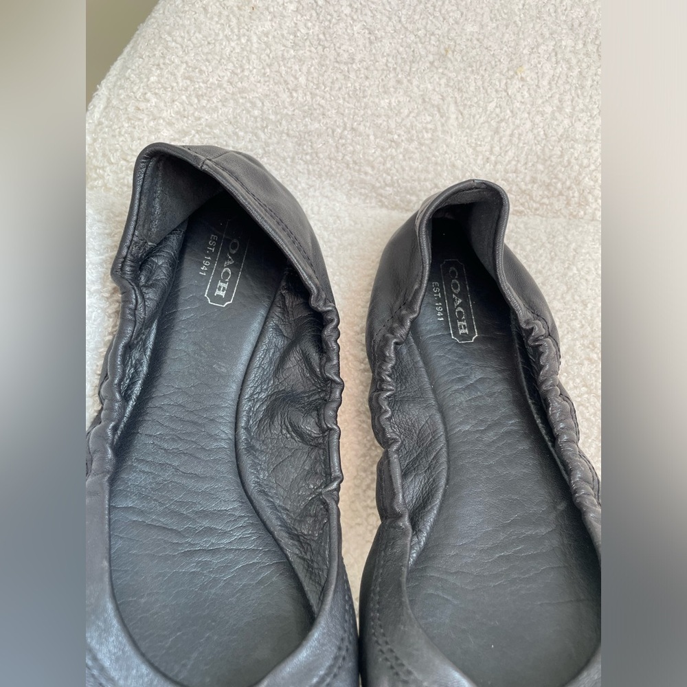 Coach black leather ballet flats NWOT no wear size 7 silver detailing - Picture 8 of 8
